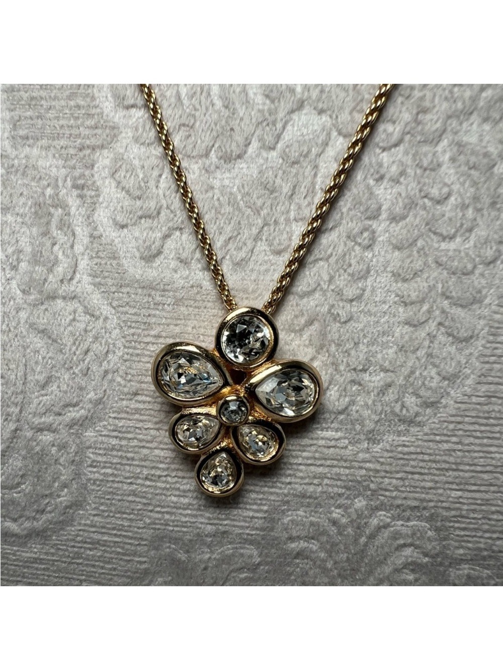 Christian DIOR Floral Necklace Authentic Gold and Silver Vintage - Picture 3 of 7